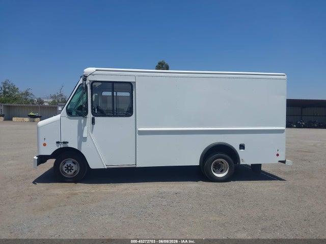 Ford E-350 Stripped 2017 1FC3E3KS4HDC67466 Image 16