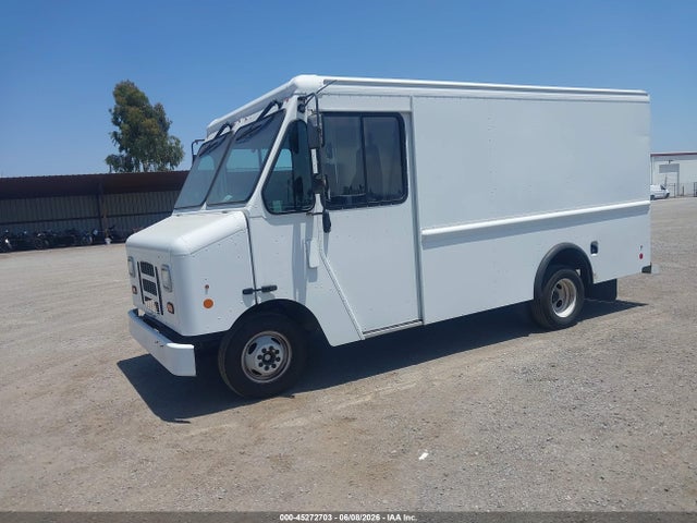 Ford E-350 Stripped 2017 1FC3E3KS4HDC67466 Image 2