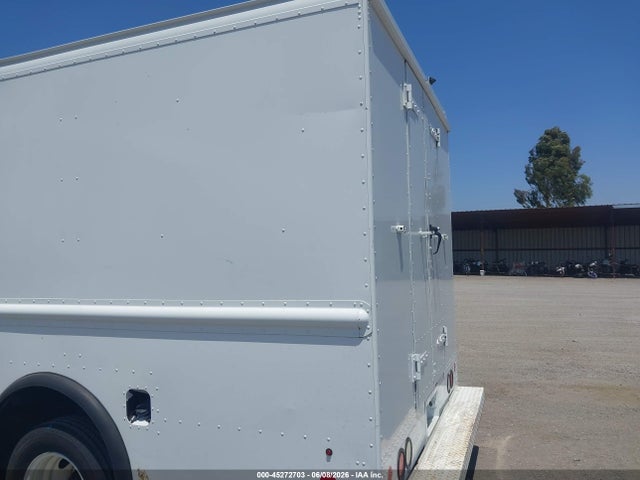 Ford E-350 Stripped 2017 1FC3E3KS4HDC67466 Image 13