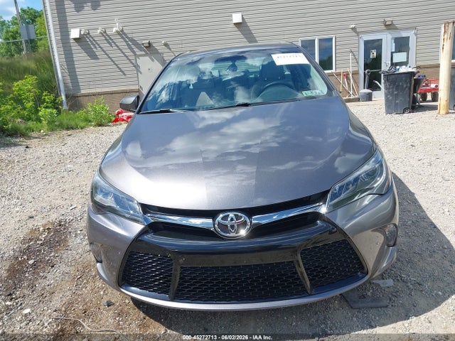 45272713 :رقم المزاد ، 4T1BK1FK6GU574179 vin ، 2016 Toyota Camry Xse V6 مزاد بيع