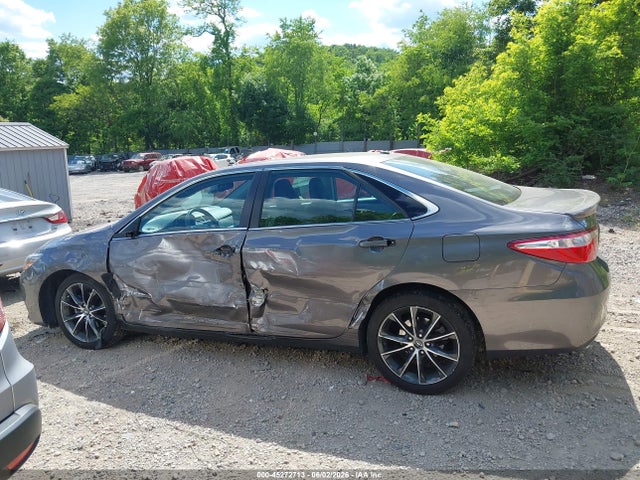 45272713 :رقم المزاد ، 4T1BK1FK6GU574179 vin ، 2016 Toyota Camry Xse V6 مزاد بيع