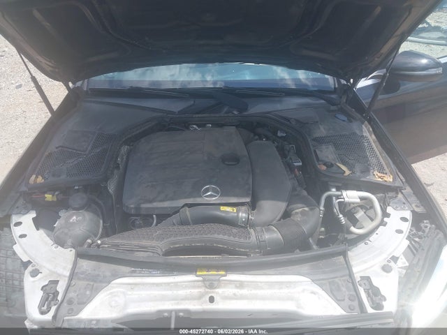 45272740 :رقم المزاد ، 55SWF8DB3KU309273 vin ، 2019 Mercedes-benz C 300 مزاد بيع