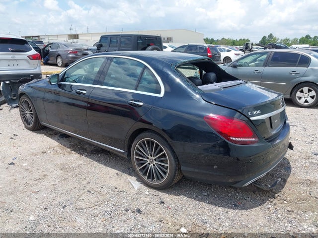 45272740 :رقم المزاد ، 55SWF8DB3KU309273 vin ، 2019 Mercedes-benz C 300 مزاد بيع