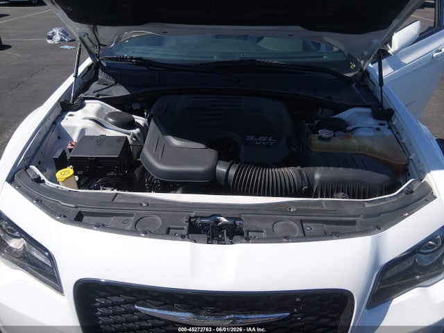 Chrysler 300 300s 2019 2C3CCABG9KH718623 Image 10