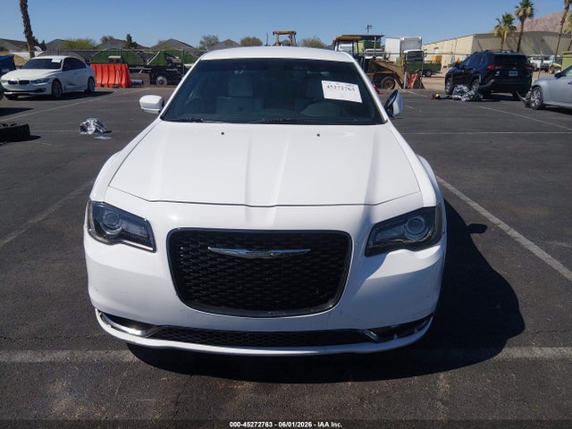 Chrysler 300 300s 2019 2C3CCABG9KH718623 Image 12