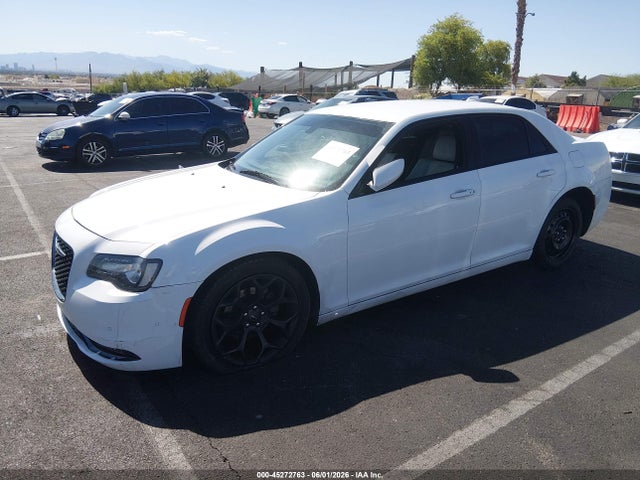 Chrysler 300 300s 2019 2C3CCABG9KH718623 Image 2
