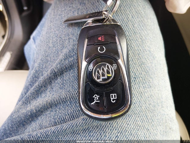 45272799 :رقم المزاد ، LRBFXDSA0HD177654 vin ، 2017 Buick Envision Essence مزاد بيع