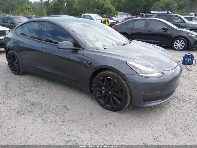 45272800 :رقم المزاد ، 5YJ3E1EB6KF453509 vin ، 2019 Tesla Model 3 Long Range/performance مزاد بيع