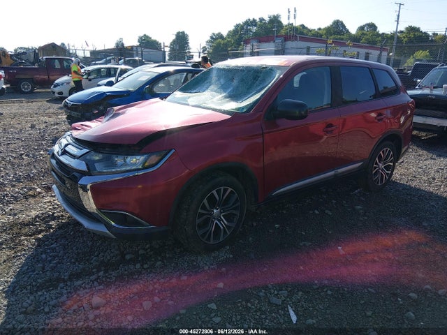 45272806 :رقم المزاد ، JA4AZ3A39JZ056935 vin ، 2018 Mitsubishi Outlander Es مزاد بيع