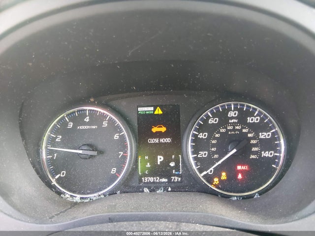 45272806 :رقم المزاد ، JA4AZ3A39JZ056935 vin ، 2018 Mitsubishi Outlander Es مزاد بيع