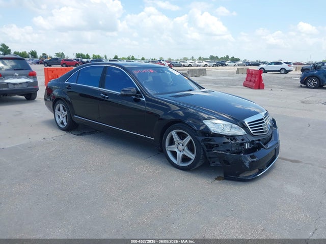 2013 Mercedes-benz S 550 მანქანა იყიდება აუქციონზე, vin: WDDNG7DB6DA513734, აუქციონის ნომერი: 45272835