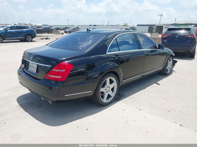 2013 Mercedes-benz S 550 მანქანა იყიდება აუქციონზე, vin: WDDNG7DB6DA513734, აუქციონის ნომერი: 45272835