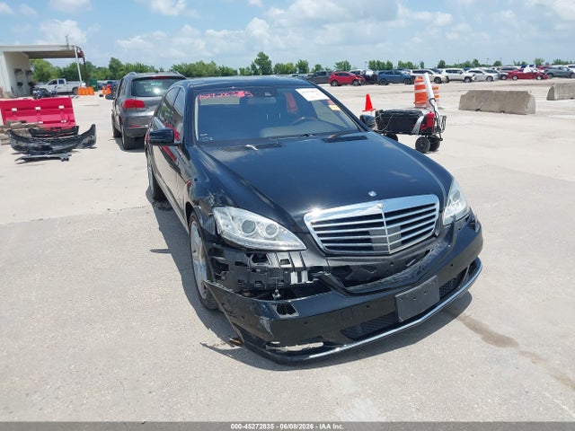 2013 Mercedes-benz S 550 მანქანა იყიდება აუქციონზე, vin: WDDNG7DB6DA513734, აუქციონის ნომერი: 45272835