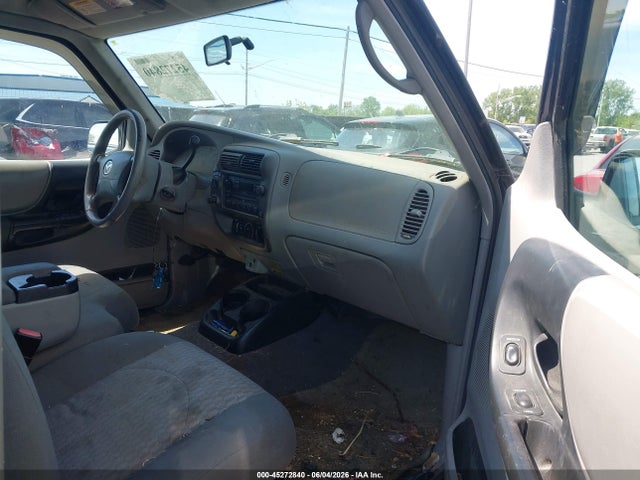 45272840 :رقم المزاد ، 4F4ZR17U32TM17424 vin ، 2002 Mazda B3000 مزاد بيع