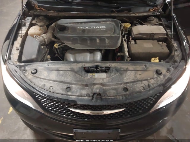 Продаж на аукціоні авто 2015 Chrysler 200 S, vin: 1C3CCCBB0FN600196, номер лоту: 45272853
