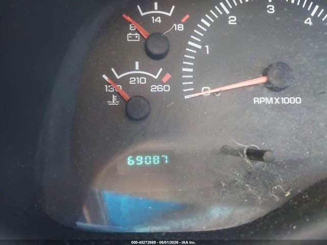 45272869 :رقم المزاد ، 1B7GG22X6YS594836 vin ، 2000 Dodge Dakota Slt/sport مزاد بيع