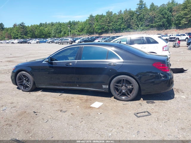 WDDUG8GB3JA400221 Mercedes-Benz S 560 4matic