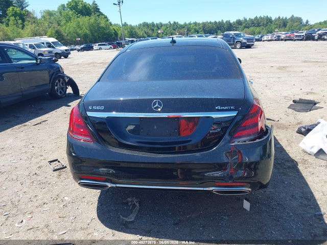WDDUG8GB3JA400221 Mercedes-Benz S 560 4matic
