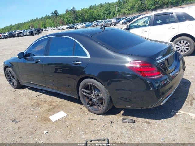 WDDUG8GB3JA400221 Mercedes-Benz S 560 4matic