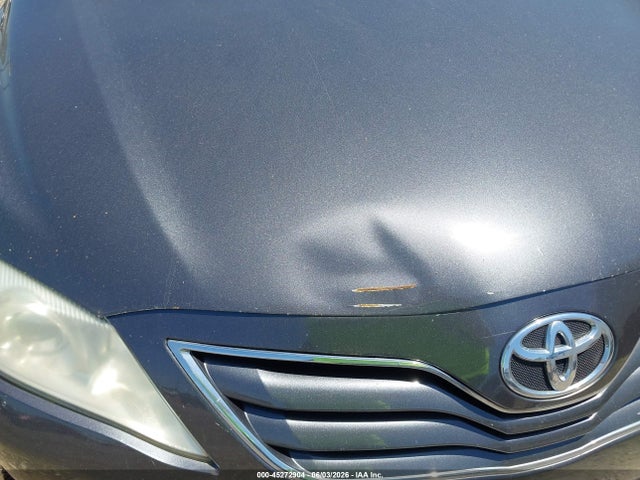 45272904 :رقم المزاد ، 4T1BF3EKXBU175236 vin ، 2011 Toyota Camry Le مزاد بيع
