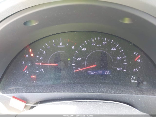 45272904 :رقم المزاد ، 4T1BF3EKXBU175236 vin ، 2011 Toyota Camry Le مزاد بيع