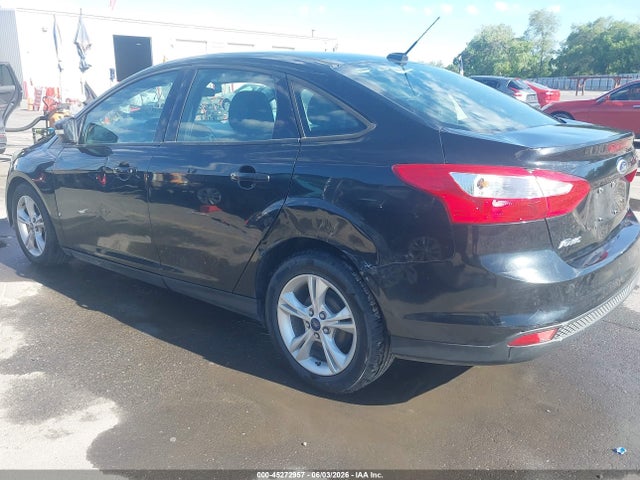 Ford FOCUS SE 2014 1FADP3F24EL453217 Image 3