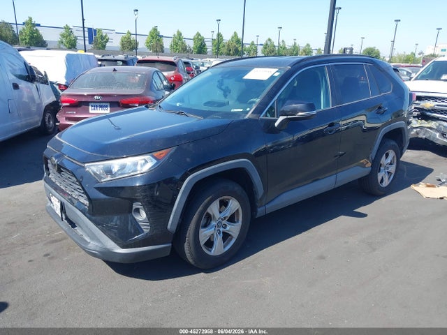 Toyota Rav4 Xle 2020 2T3P1RFV4LC093044 Image 2