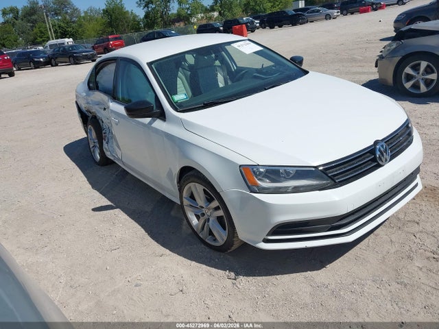 45272969 :رقم المزاد ، 3VW167AJ0GM295124 vin ، 2016 Volkswagen Jetta 1.4t S مزاد بيع