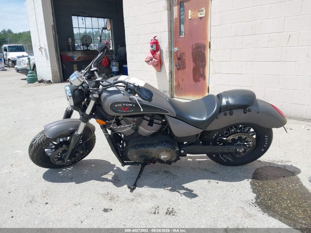 Victory Motorcycles Gunner 2015 5VPLB36N2F3044859 Image 13