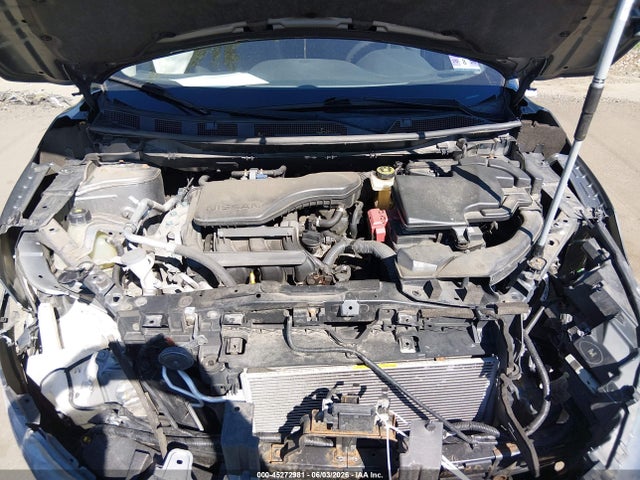 JN1BJ1CR2KW629459 Nissan Rogue Sport S