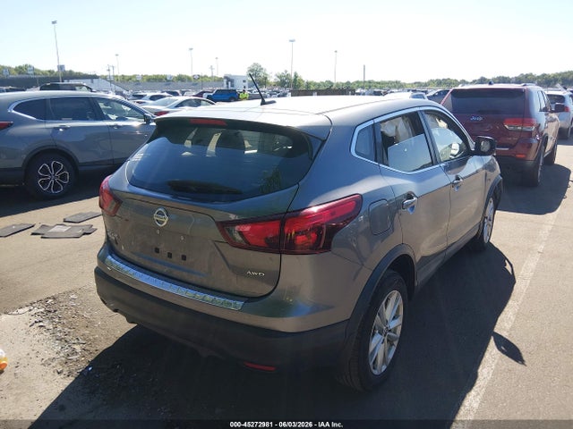 JN1BJ1CR2KW629459 Nissan Rogue Sport S