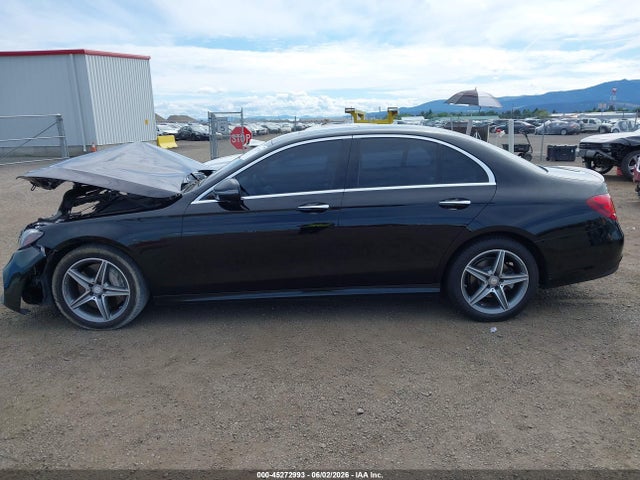 WDDZF4KB0HA034267 Mercedes-Benz E 300 4matic