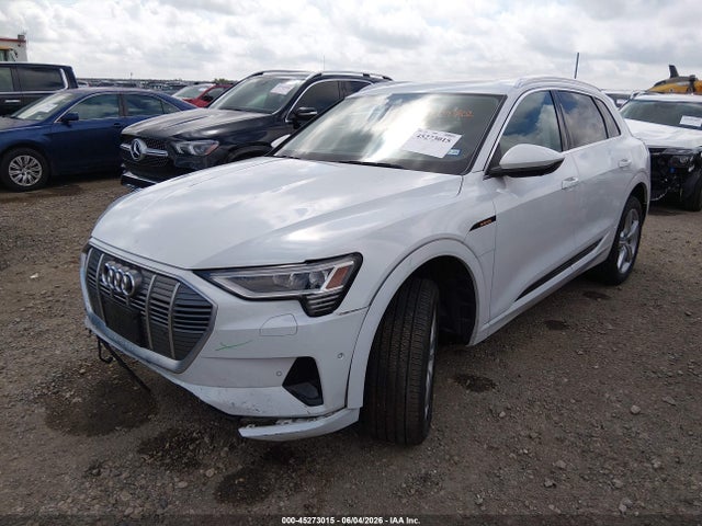 Aukcja sprzedaży 2019 Audi E-tron Premium Plus, vin: WA1LAAGE8KB024050, numer aukcji: 45273015