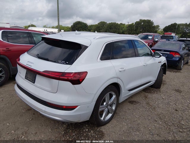 Aukcja sprzedaży 2019 Audi E-tron Premium Plus, vin: WA1LAAGE8KB024050, numer aukcji: 45273015