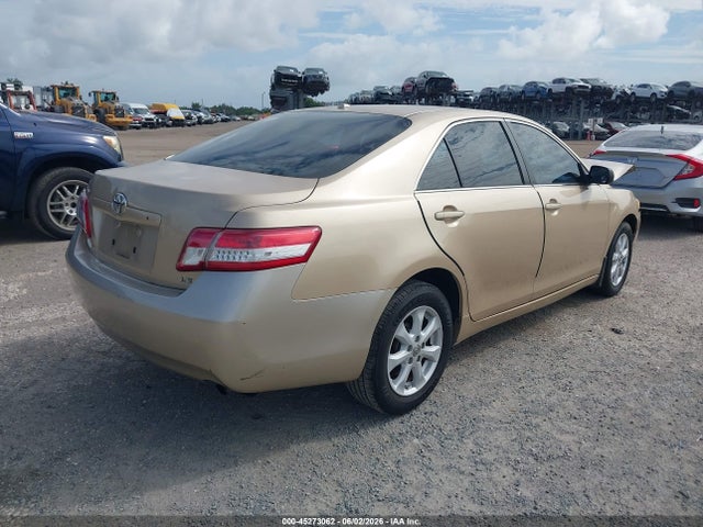 2010 Toyota Camry Le მანქანა იყიდება აუქციონზე, vin: 4T1BF3EK3AU097557, აუქციონის ნომერი: 45273062