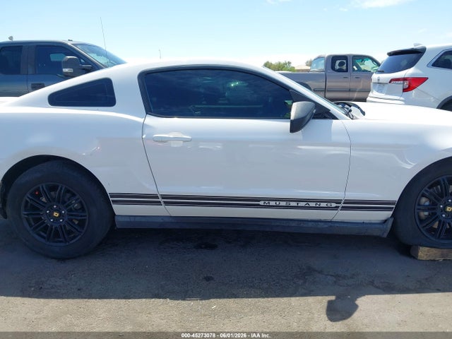 Продажа на аукционе авто 2012 Ford Mustang V6, vin: 1ZVBP8AMXC5283774, номер лота: 45273078
