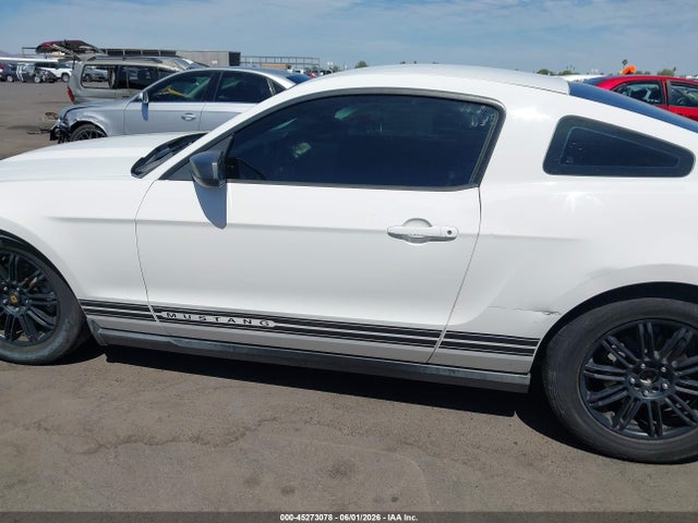 Продажа на аукционе авто 2012 Ford Mustang V6, vin: 1ZVBP8AMXC5283774, номер лота: 45273078