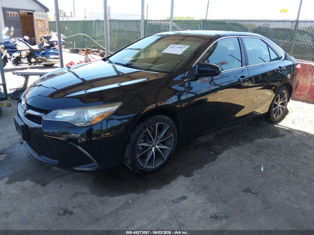 2015 Toyota Camry Xse მანქანა იყიდება აუქციონზე, vin: 4T1BF1FK3FU901026, აუქციონის ნომერი: 45273087