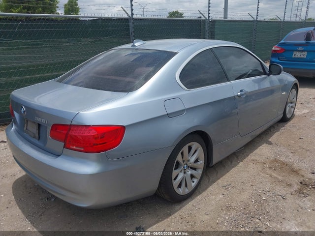 Продаж на аукціоні авто 2011 Bmw 328i, vin: WBAKE5C54BE574330, номер лоту: 45273105
