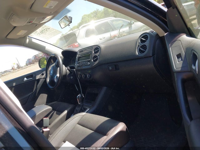2014 Volkswagen Tiguan Se მანქანა იყიდება აუქციონზე, vin: WVGBV3AX5EW585939, აუქციონის ნომერი: 45273132