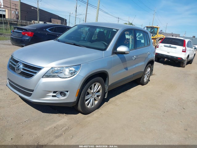 Auction sale of the 2010 Volkswagen Tiguan S, vin: WVGBV7AX0AW527870, lot number: 45273183