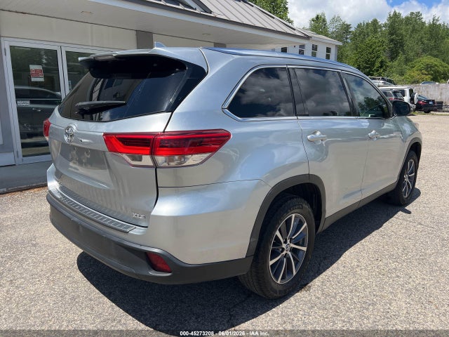 Продажа на аукционе авто 2019 Toyota Highlander Xle, vin: 5TDKZRFH8KS566312, номер лота: 45273208