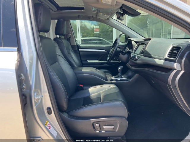 Продажа на аукционе авто 2019 Toyota Highlander Xle, vin: 5TDKZRFH8KS566312, номер лота: 45273208