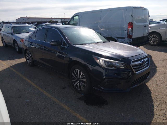 45273240 :رقم المزاد ، 4S3BNAF6XJ3045779 vin ، 2018 Subaru Legacy 2.5i Premium مزاد بيع