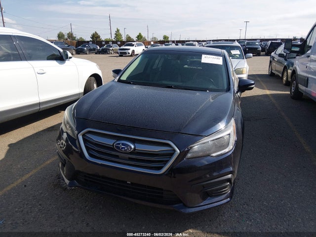 45273240 :رقم المزاد ، 4S3BNAF6XJ3045779 vin ، 2018 Subaru Legacy 2.5i Premium مزاد بيع