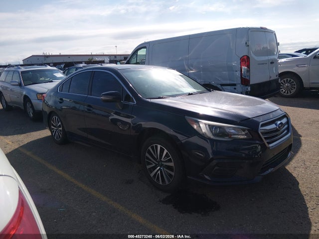 45273240 :رقم المزاد ، 4S3BNAF6XJ3045779 vin ، 2018 Subaru Legacy 2.5i Premium مزاد بيع
