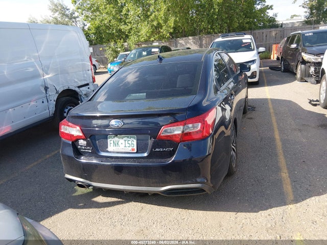 45273240 :رقم المزاد ، 4S3BNAF6XJ3045779 vin ، 2018 Subaru Legacy 2.5i Premium مزاد بيع