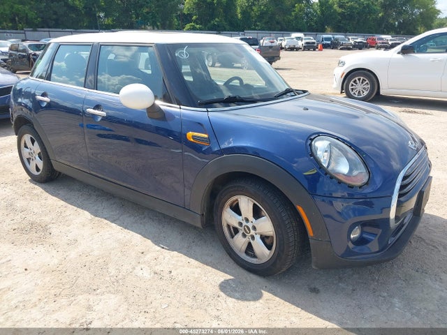 45273274 :رقم المزاد ، WMWXU1C58J2F81222 vin ، 2018 Mini Hardtop Cooper مزاد بيع