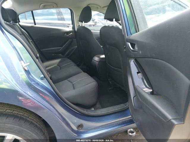 45273275 :رقم المزاد ، 3MZBN1U73JM192727 vin ، 2018 Mazda Mazda3 Sport مزاد بيع