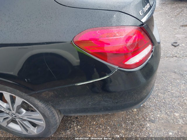Aukcja sprzedaży 2016 Mercedes-benz C 300 4matic, vin: 55SWF4KB9GU164761, numer aukcji: 45273297